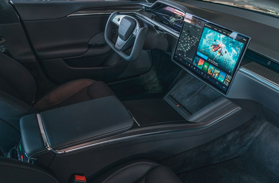 2025 Tesla Model S Interior