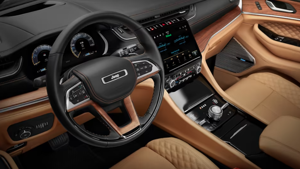 2025 Jeep Grand Cherokee 4xe Interior