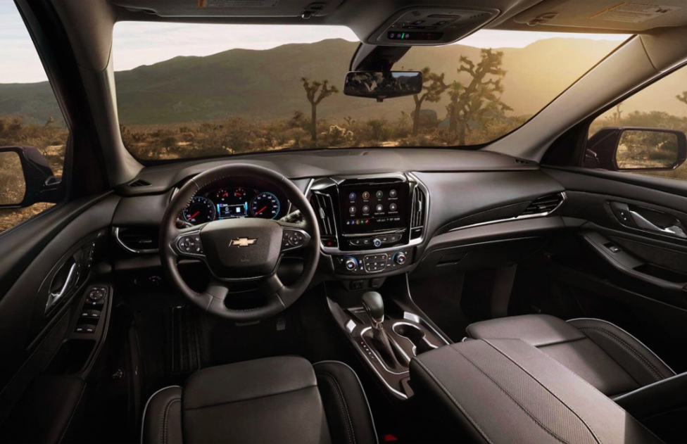 2025 Chevy Traverse Interior